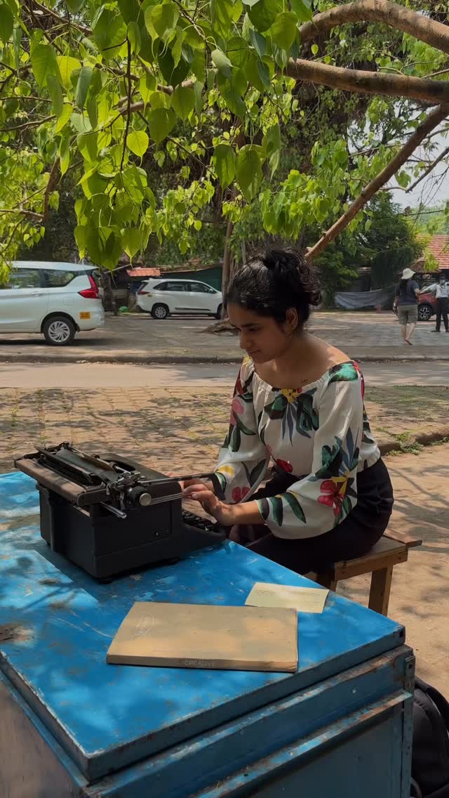 hello with a voice over after a long timeeeee <3
the last couple of days in fort kochi has been, riveting to say the least. there’s so much art and artist around, which has helped me find a lot of new perspective while embracing some old ones.
i was on my way to work out of a cafe today when i randomly saw this nook on the street where people were busy clicking away.
typing on a typewriter for the first time felt surreal :”)
thank you @teleporttypewriters for this wonderful lil experience 📮
.
{ illustration artist, visual designer }
#fortkochi #biennale #foryouシ