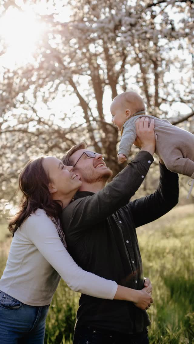 Bald starten wieder meine Frühlings-Outdoor-Shootings.
Dieses Jahr gibt es 2 Mini-Shooting Termine auf einem Obsthof zwischen Ladenburg & Schriesheim:
📅 21. März – Blütenmeer in Weiß & Rosa�📅 11. April – Apfelbaumblüten
129 € Grundgebühr�inkl. 5 farboptimierte Bilder
Die Plätze sind begrenzt – First come, first serve.
Jetzt Termin sichern:�https://www.jasminmadeleine.de/minishooting-heidelberg-mannheim
#minishootingheidelberg
#fotografheidelberg
#fotoshootingmannheim
#fotoshootingheidelberg
#shootingheidelberg