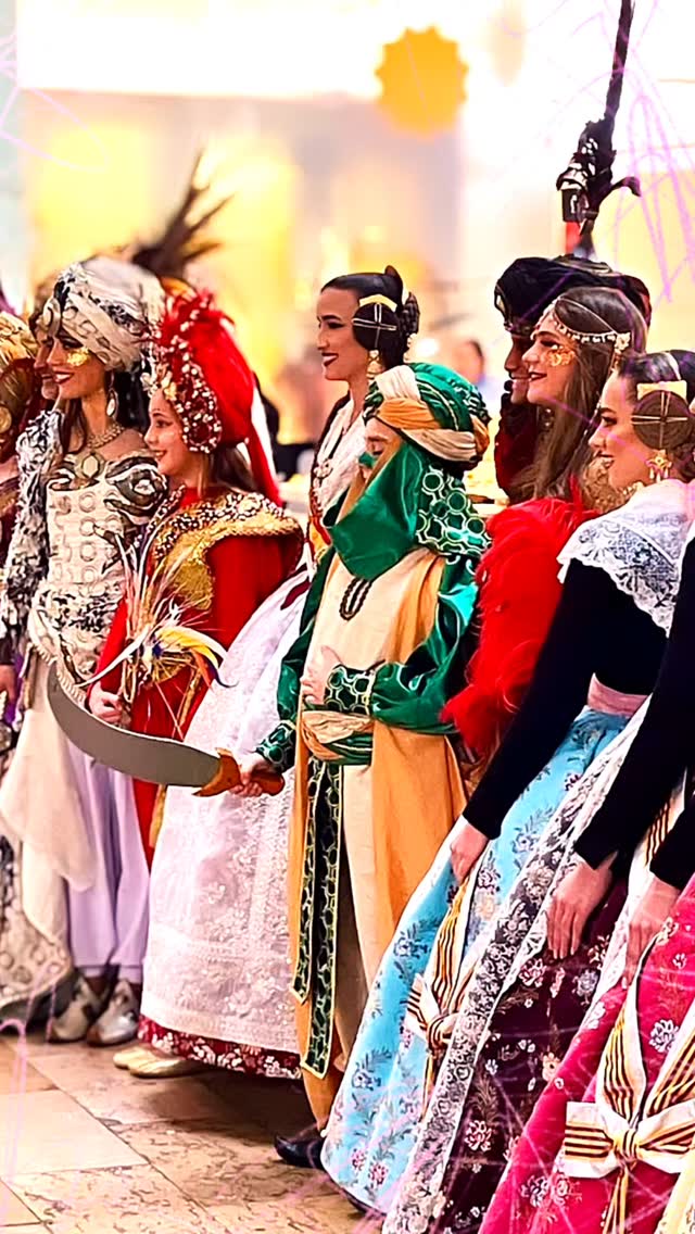 … March in Valencia! 🔥
During Las Fallas, the city transforms into another world. The streets fill with color, music, and an energy you can feel everywhere you go. Giant fallas sculptures rise on every corner, fireworks echo through the city, bands march through the streets, and the smell of churros, paella, and buñuelos fills the air. Day and night, Valencia buzzes with celebration, tradition, and unforgettable moments. 🧡
From all of us at
Get Involved Valencia
Gezellig Fietsen in Valencia & Valencian Hiking Friends
June and Team wish everyone an amazing and unforgettable Fallas 2026!
📷: @june_verwijs & @swathi_bhoj
.
.
#getinvolvedvalencia #visitvalencia #fallasvalencia #fallas2026 #lasfallas