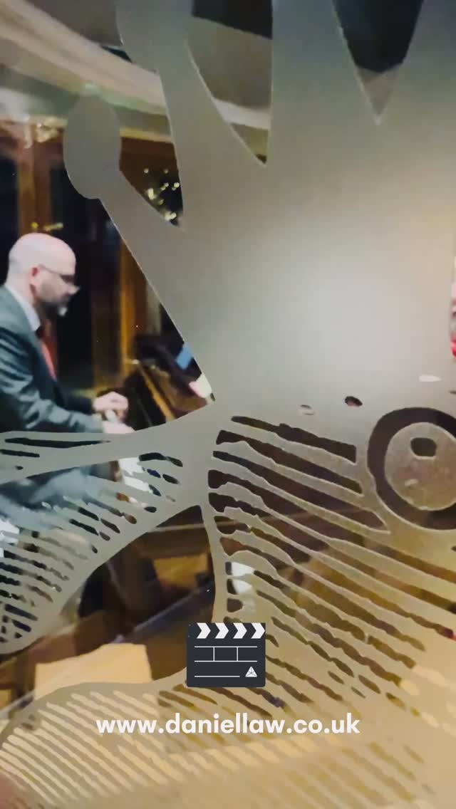 It’s wedding ‘open’ season - Daniel is playing for as many prospective couples as possible in & around Suffolk this month in particular but here he is at a previous event at @eastongrange
www.daniellaw.co.uk (Link in Bio)
#weddingmusic #suffolkwedding #norfolkwedding #essexwedding #barnweddingvenue