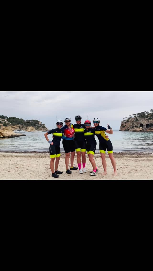 Feeling so lucky to be surrounded by so many superwomen who somehow say yes to all my crazy ideas. Happy International Women’s Day 💫
#internationalwomensday #womensupportingwomen #womeninspiringwomen