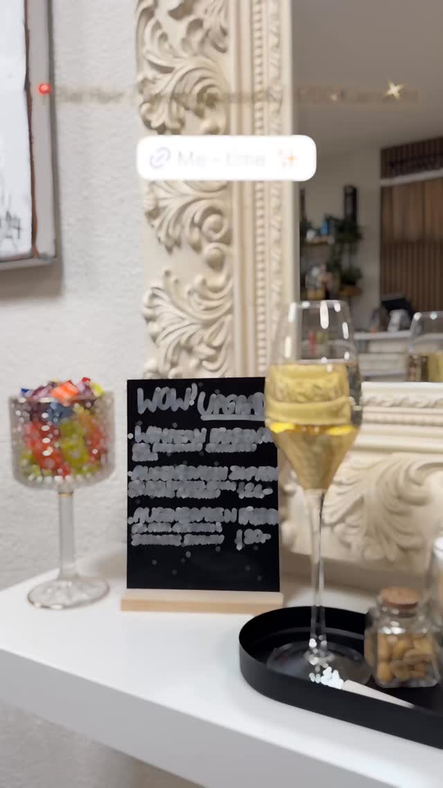 Me-Time bei Bel Hair 🤍✨
Für alle, die im Alltag wenig Zeit haben
hier bekommst du Ruhe, 1:1 Betreuung und ein Ergebnis, das lange schön bleibt.
🌙 Abendtermine bis 22 Uhr (nur mit Termin )
📅 Termin buchen: Link im Profil
❗️Findest du online keinen Termin?
Schreib uns auf WhatsApp:
1. was du machen möchtest
(Extensions /Blond / Balayage / Haarbotox )
2. 2–3 Terminwünsche
→ wir melden uns bei dir 🤍
📍Bel Hair
Rosenstrasse 6
8700 Küsnacht
#belhair #kuesnacht #zuerichsee #coiffeurzuerich blondexpert balayagehair haarpflege metime selfcare