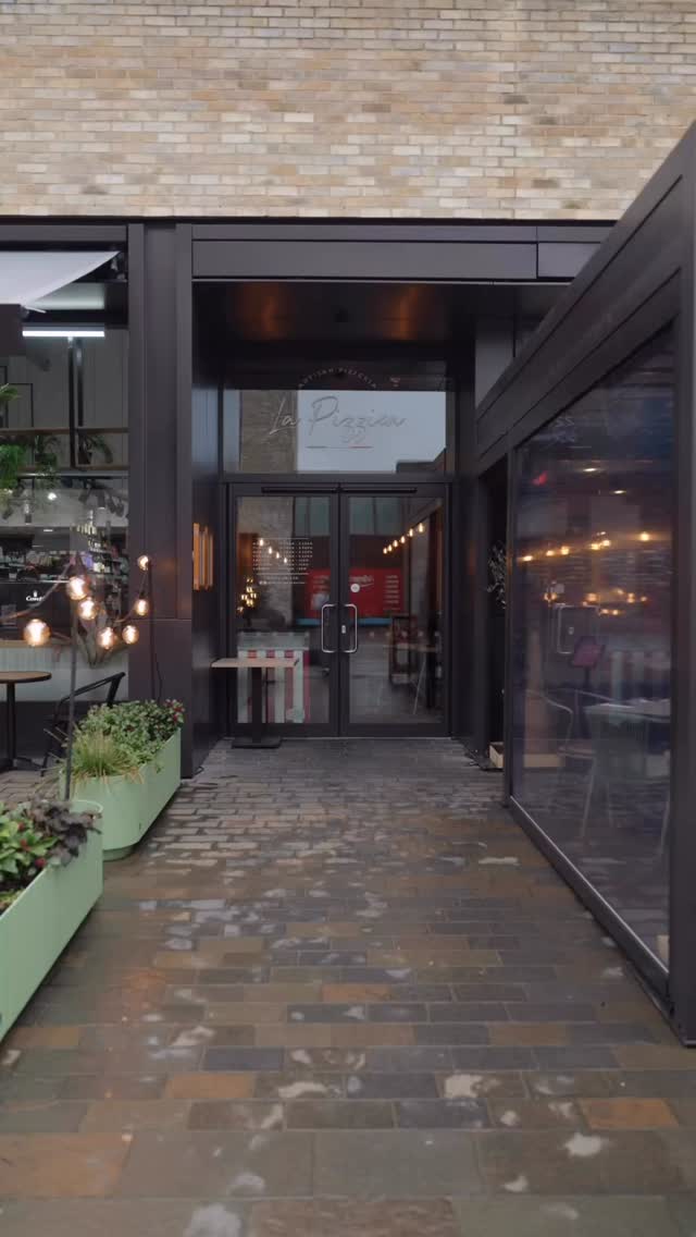 Step into La Pizzica this week and say ciao to winter… with every delicious bite of our winter specials ❤️
Our Spring specials are just around the corner and we have so much in store 🌸
#LaPizzica #pizzería #eddington #cambridge