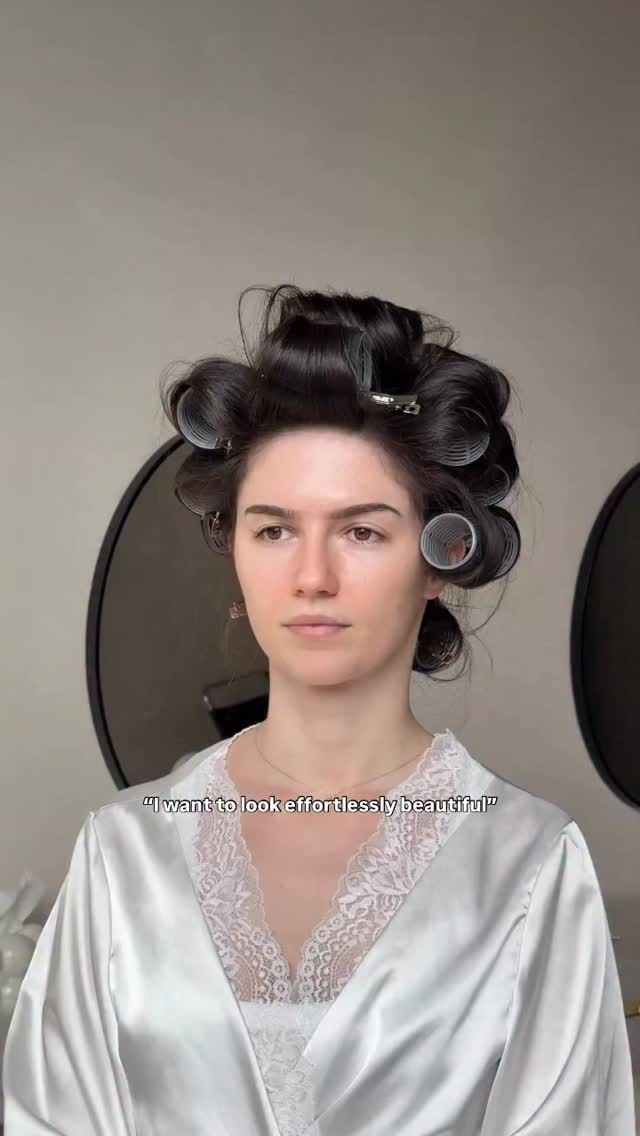 I’d like to thank the sun for its participation in this shoot 🤩
natural glow 🤝 bouncy blowdry - the ultimate modern bridal look for the girls who don’t want to feel overdone on their wedding day. Don’t forget to save if this is what you’re after, brides-to-be! ✨
Full credit for this transition idea from @madiwolfemua absolutely loved her video and had to do my own version! 🤍
Makeup @glowbykt
Hair @staciegoodwinbridalhair
Model @syrgena
#bridalglow #bridalmakeupartist #londonmakeupartist #modernbride #glowymakeup
Glowy skin focused bridal makeup
Effortless bridal hair and makeup
Makeup transition ideas
London bridal makeup artist