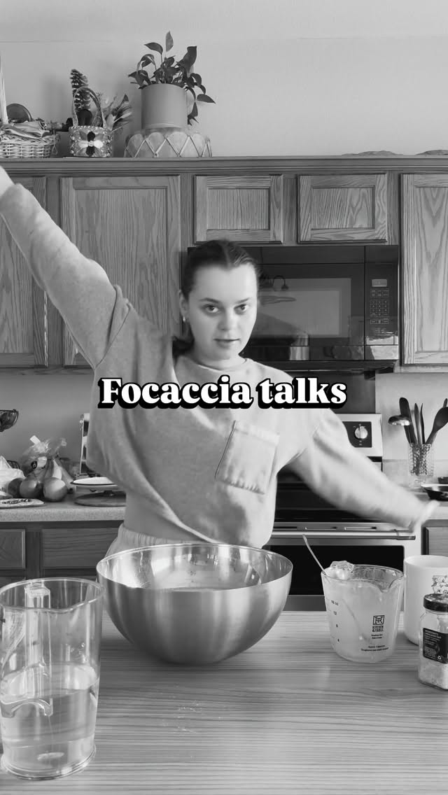 Focaccia talks…
I might archive later 🐒
I place a 10$ bet that my mum will comment on my scrunchy reality look but that’s oookay because I love the people that are raw and honest 💜
In the midst of ever growing global existential crises there are so many ways to dissociate in peace, love, unity. Earth has been diseased w/ us humans for a while now so we can only TRY To Be humaNe w/h each other & to Earth.
Spread some Dough today, dig a hole, plant some seeds, get ur hands dirty, get ur feet tired, get rid of the toxins in ur life. DIY ur entire home cus why not - my guilty pleasure lately has been learning to make my own household cleaning supplies. I’ve always been curious, honing on new skills and learning new stuff, expanding my consciousness, perspectives, the boxes and the corners ya know -
I Unplug myself more often then once in a while. I Make the NOW count even if it’s just hosting my friends over for dinner. I try to create every new day that i get to wake up - be special as if it was the last one even on the days when i wake up on the wrong side of the bed 😊
Every new breath counts - grace & gratitude my friend ☕️ today - we try. & tomorrow we try again 🎀
