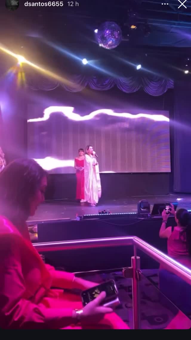 Un honor ser la #conductora de la Gala Rosa en un 8M - dignificando a las mujeres
Gracias @paty_gonzalez_boutique por mi hermoso vestido rosa!!