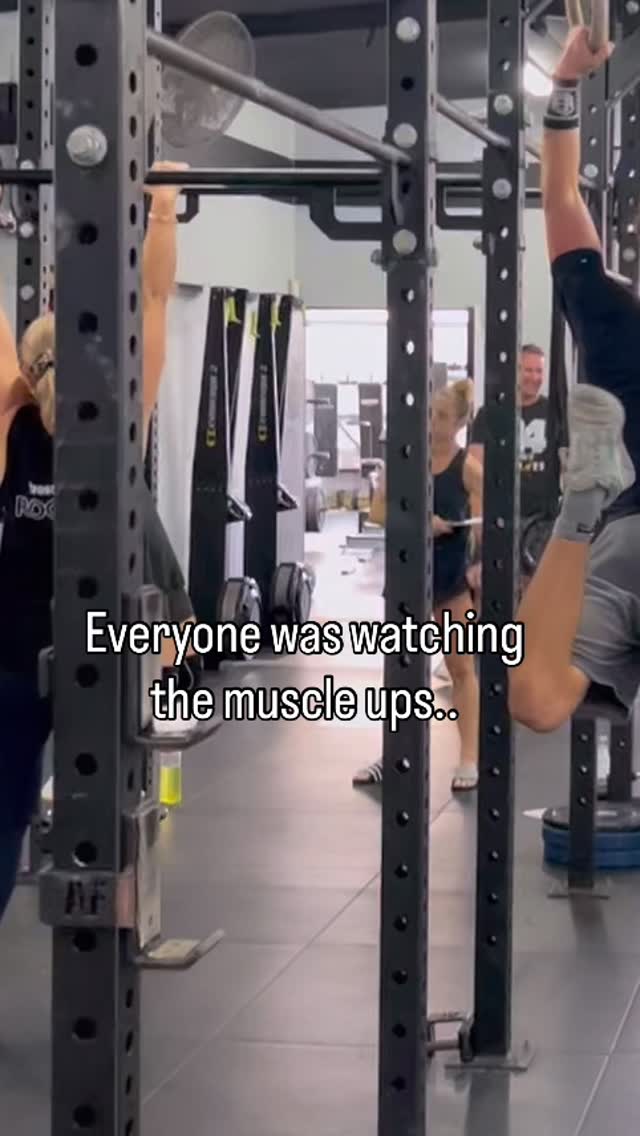 Everyone was watching the ring muscle-upsā¦
But in the background Cara, in her 50s, got her first ever kipping pull-up during the Open Workout 26.2.
Her daughter was judging and cheering her on.
This is why we love the Open so much š«¶
#crossfit #crossfitrocks #crossfitgames #crossfitopen2026 #crossfitcommunity
