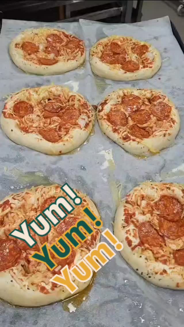 Wishing you a nice week!!!
#suportlocal #indepentantbakery #artisanbakery #madefromscratchwithlove❤️ #focacciapizza