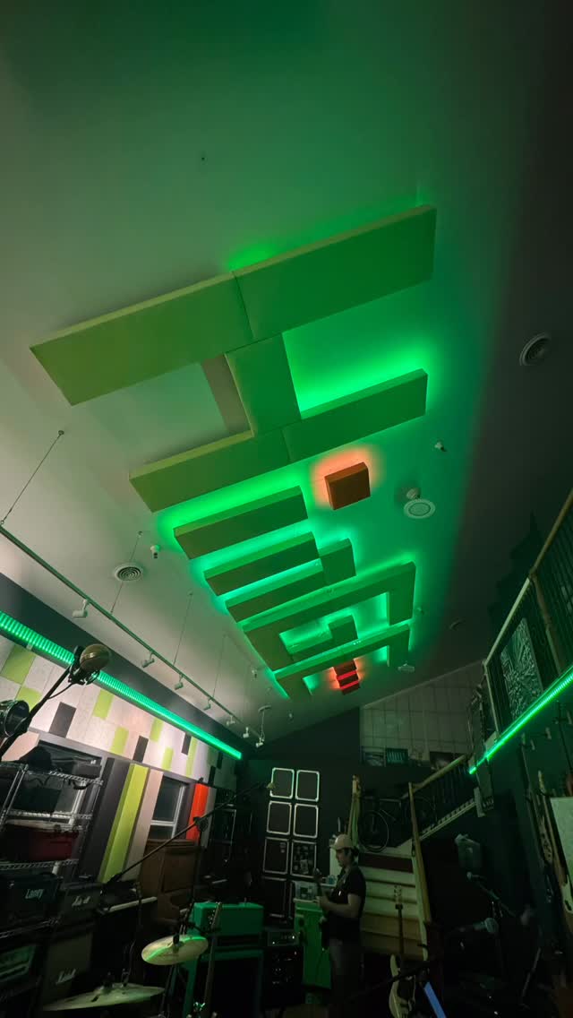 “A long time ago in a recording studio far, far away….” #originalmusic #americanrock #mikejohnstonband #boisemusicscene #treefort2026