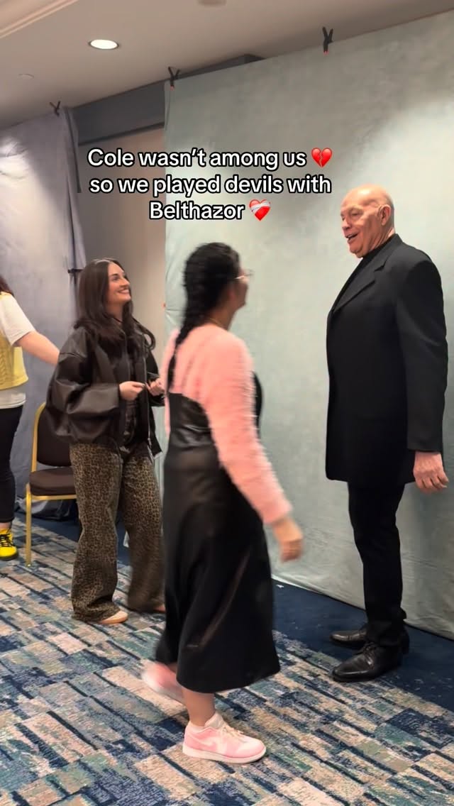 @julianmcmahonofficial we miss u so much 💔🪽The one and only @michaelbaileysmith 💖
@unionconventions
#coleturner#phoebehalliwell#alyssamilano#julianmcmahon#charmed