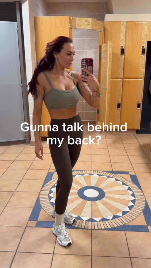 At least you got a good view baby girl 💁🏼♀️🤭✅
#girlproblems #yapping #shhh #jelous #stayinyourlane