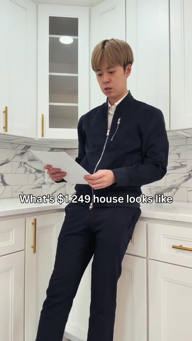 A newly constructed Colonial House in Levittown