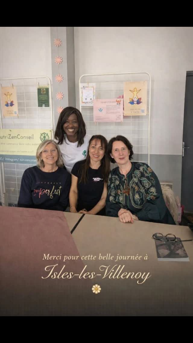 🩷 Merci pour cette belle journée à Isles-les-Villenoy !🙏🏾
Les rencontres, les échanges et ce soleil lumineux ont fait énormément de bien. 😎
🌸Merci à l'association @les_elles_disles pour leur belle invitation.
🌼Merci à l'association @fleurs_de_phenix pour ces moments de partage et de connexion profonde.
💚💚 Et un immense merci à toutes les clientes qui ont fait le déplacement votre soutien est précieux.
À très bientôt pour de nouveaux moments ensemble .