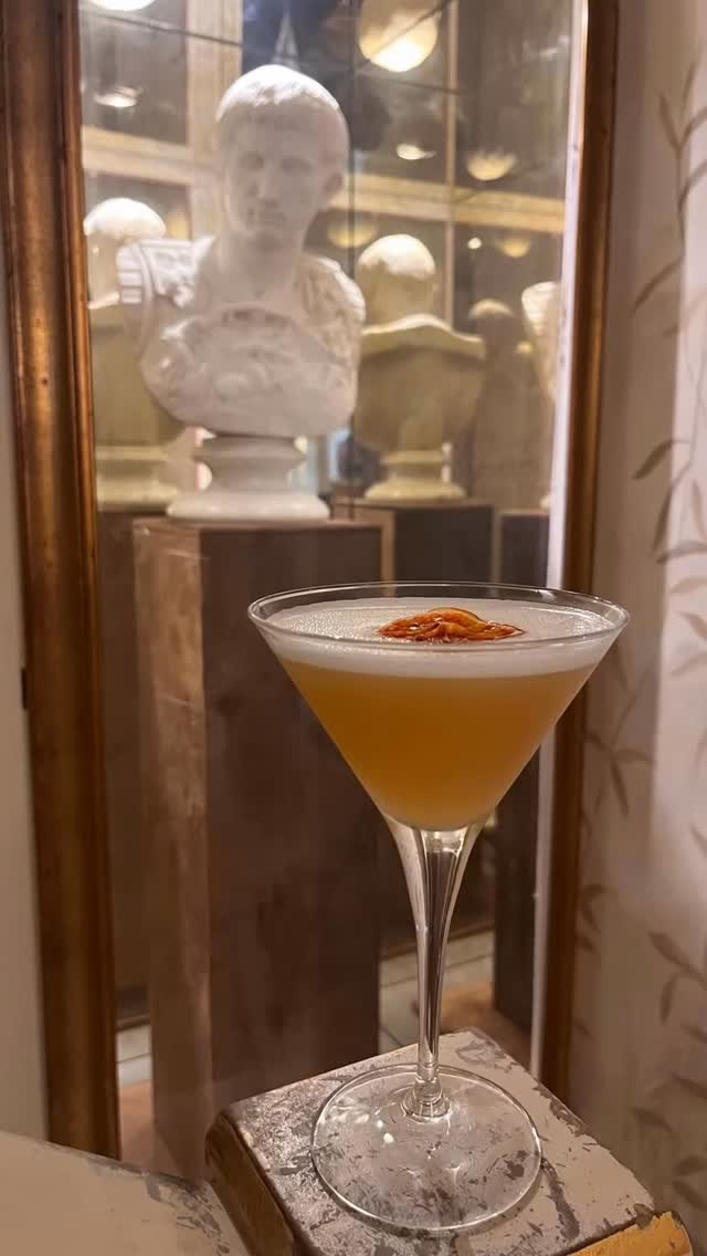 Our favourite part of the winter is getting ready for the summer ☀️ New cocktail list in the making! What do you want to see on our cocktail menu? 🍸