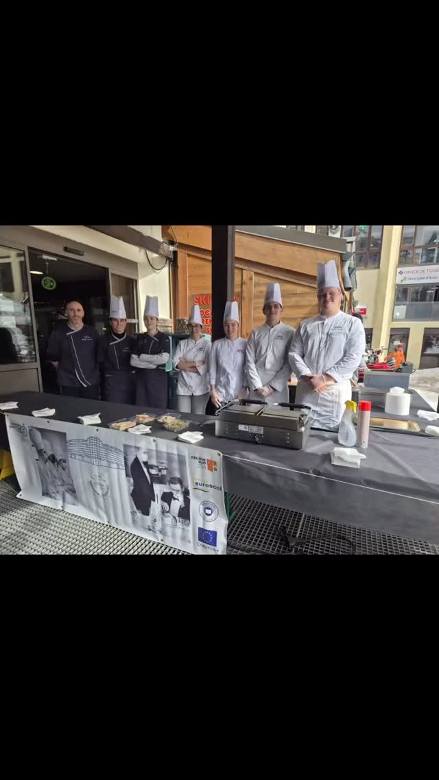 Le Festival des Saveurs s’invite à Isola 2000 !
Nos élèves des classes TSTHR, TPro et CS Traiteur ont relevé un défi aussi audacieux que délicieux : marier les saveurs mexicaines à l’ambiance neige & montagne ❄️🌮
Au menu : créativité, couleurs, épices… et beaucoup de passion !
Un grand bravo à nos jeunes talents qui ont fait voyager les papilles, même à 2000 mètres d’altitude. 🇲🇽✨
@cs_traiteuraugier
@remy.lesage.77
@isola2000_officiel