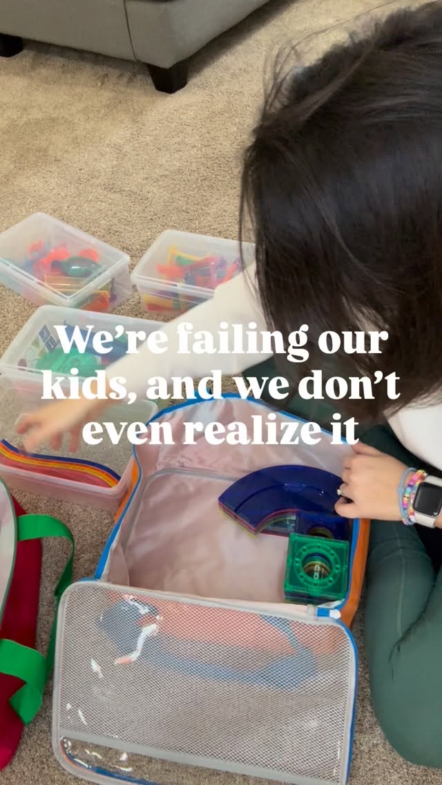 We teach them to clean their room. Make their bed. Do the dishes. But we never teach them to MANAGE a home. How to declutter while doing laundry. How to sort mail the moment it comes in. How to prevent the pile before it starts. And it’s not our fault — nobody taught us either. The cycle stops here.”
My guide teaches the habits I wish I learned as a kid. Comment HOME— it’s for you AND your kids. #homeorganization #busymomlife #bowlinggreenky #tidyhome #blessthismess