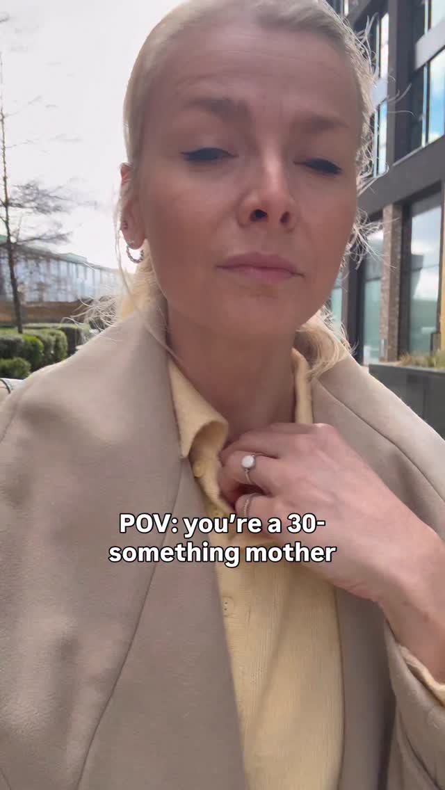 This is a reminder that you’re doing a lot 🫶🏻
And also, you’re doing SO much better than you think you are. Like all of the time my love.
Follow @iamdrtuesday for more unfiltered motherhood content from a psychologist in the thick of it ❤️
#motherhood #motherhoodthroughinstagram #motherhoodunplugged #postpartum #millennials