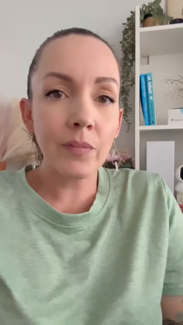 Huge thank you (again) to everyone who joined us for March Gather + Glow. 💛
Unwarranted opinions incoming (because that’s what socials are for): it was such a good night — real conversations, real humans, and the kind of connection that makes building this feel worth it. You’re the best for helping me grow something genuinely unique.
#letsconnect #BrisbaneEntrepreneur #smallbusinessowner