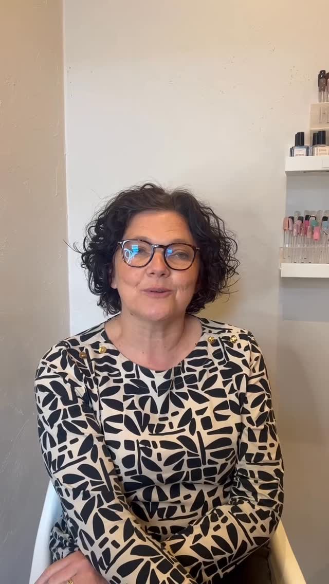 Deuxième partie de l’interview de notre cliente qui a participé à un atelier boucle
Vous êtes convaincu ?
N’hésitez plus, et venez prendre rendez-vous pour votre session privée 😘