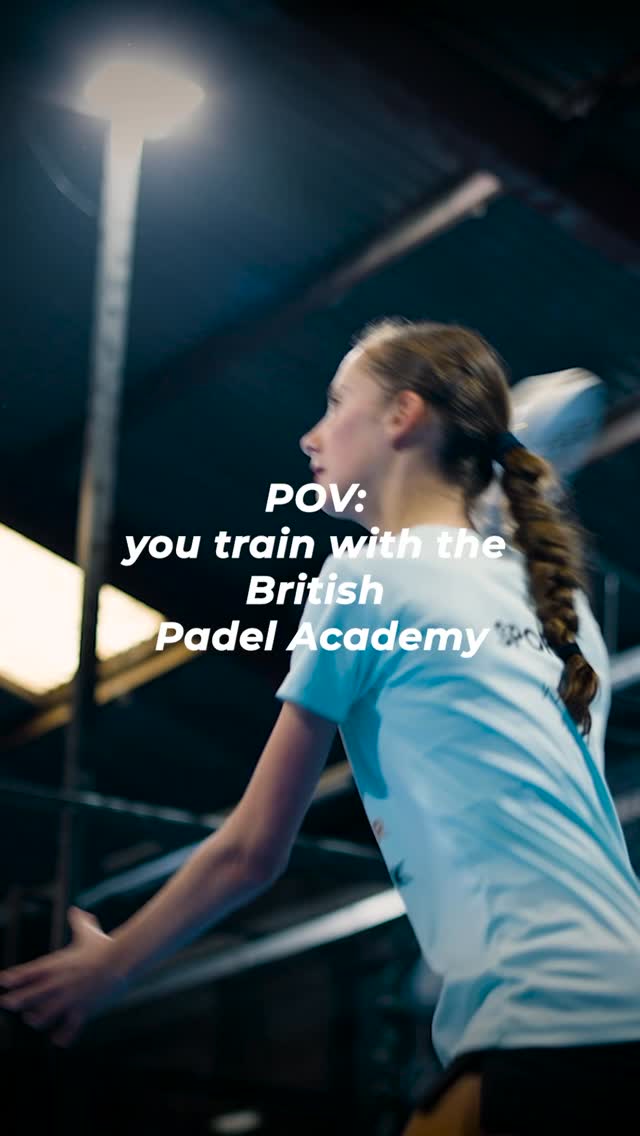 POV: You train with the British Padel Academy 🇬🇧🎾
• Structured sessions that push your level EVERY week
• High-level sparring with some of the best young players in the country
• Led by Head Performance Coach Dan Troy, alongside a growing team of experienced coaches
• A training environment that has helped develop multiple GB team players
• Strong links with Spain, including international training opportunities and specialist S&C support
• A competitive group of young players all pushing each other to improve
Rosie Quirk sparring with Ewan Ramsden.
This session was 🔥
Train in the right environment and the level follows. 📈