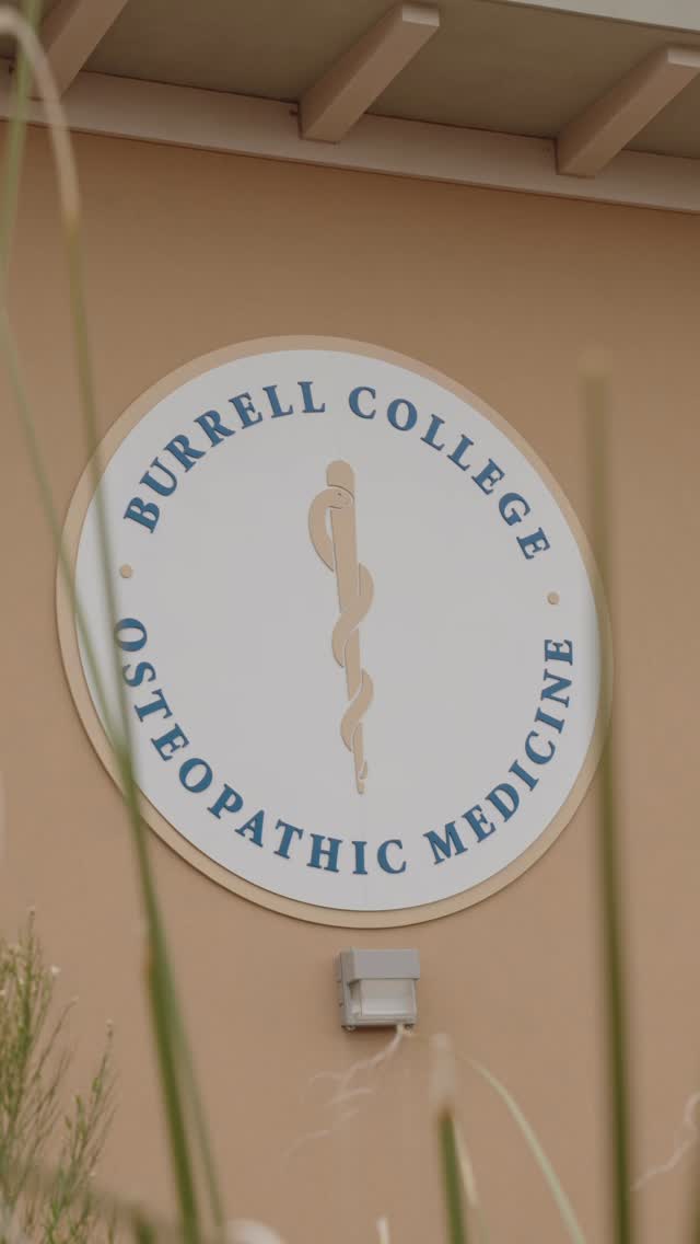Good energy at Burrell College today. Always a pleasure serving the students and staff and being part of the campus atmosphere. We appreciate everyone who came by and shared a moment with us.
#YallaFalafel #BurrellCollege #LasCrucesEats #SupportLocalNM #CampusEats