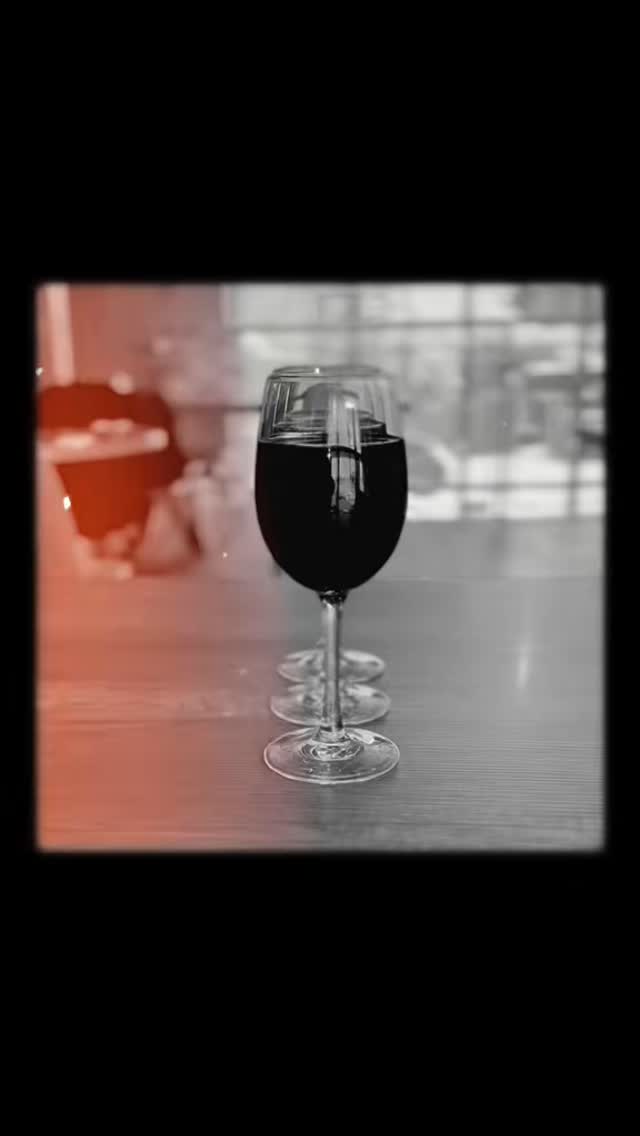 Mother’s Day is approaching! 🌺 have you sorted your plans yet?
If you still need a table we have tables available after 4.30pm. Give us a call, email or book via our website 📧 📞 🛜