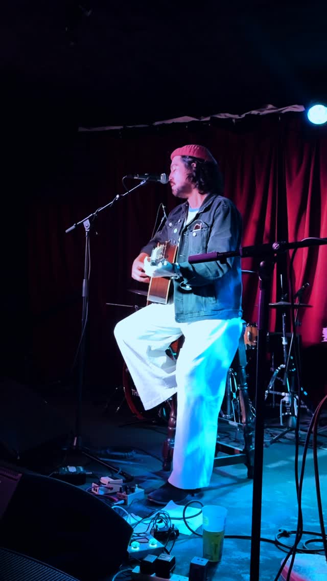 A whole other “thing” comes over me right before I perform “Still” during a show. It seems to have this resonant “power” that kind of feels like a nervous energy, especially when I’m playing it to people for the very first time. I feel it every single time I perform it 🌹
#newsingle #originalsong #hustlingnotdreaming #acoustic