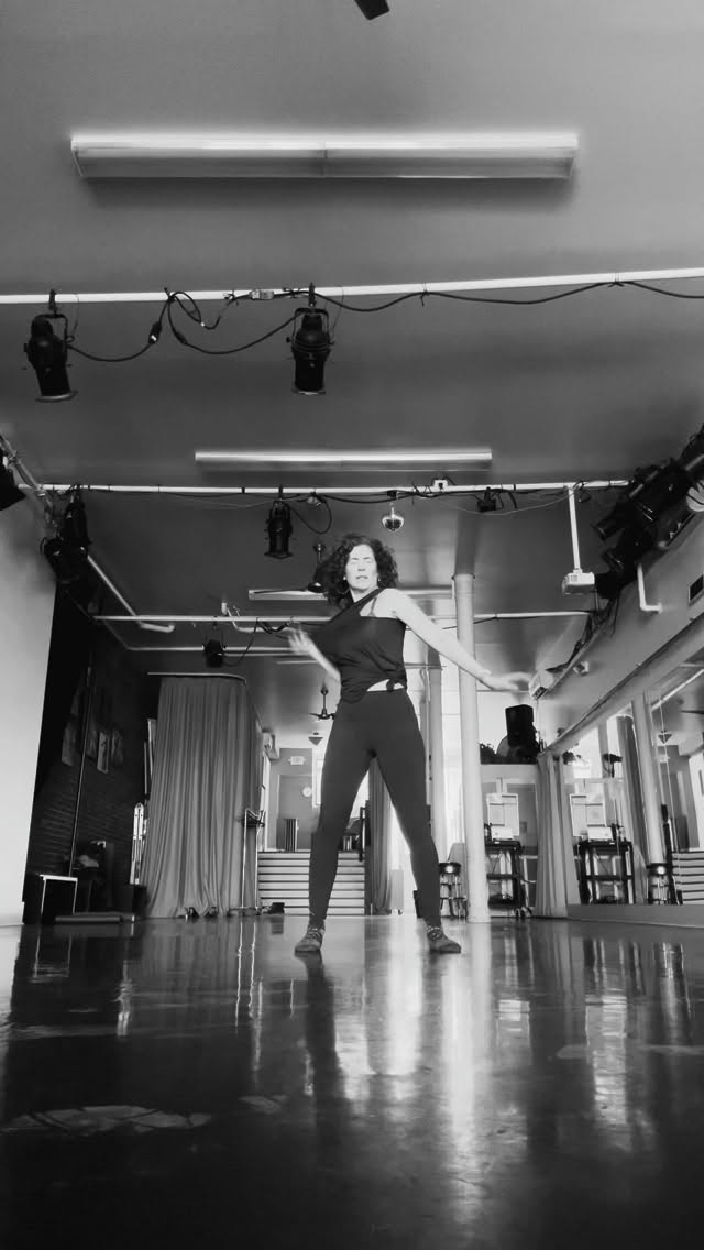 “We are never more truly and profoundly human than when we dance.” - Jose Limon
Music: “Save Me Now” by Kaskade & Lauren L’aimant.
#dance #creativity #danceteacher #contemporarydance #dancechallenge