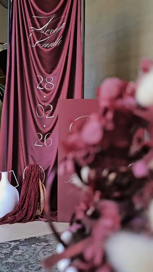 POV: you just found your wedding aesthetic ♥️
.
.
.
.
.
.
.
.
.
#medimleko #weddingphotography #weddingdecor #weddingstationery #dekoracijavencanja