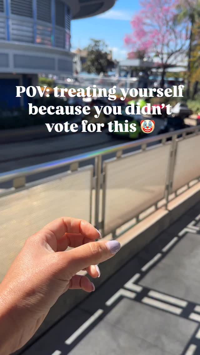 If you didn’t vote for this corrupt, idiotic, unconstitutional 🍊 … treat yourself to a churro and let em know!!!
Next time you are in a position to treat yourself, please do!!! Remind yourself that your friendly neighborhood therapist told you to do it 😉 (IG is NOT therapy though but you know that)
Send this to your fellow liberal Disney lovers to let em know! And pat yourself on the back in the comments pls! 🙋🏽♀️💕