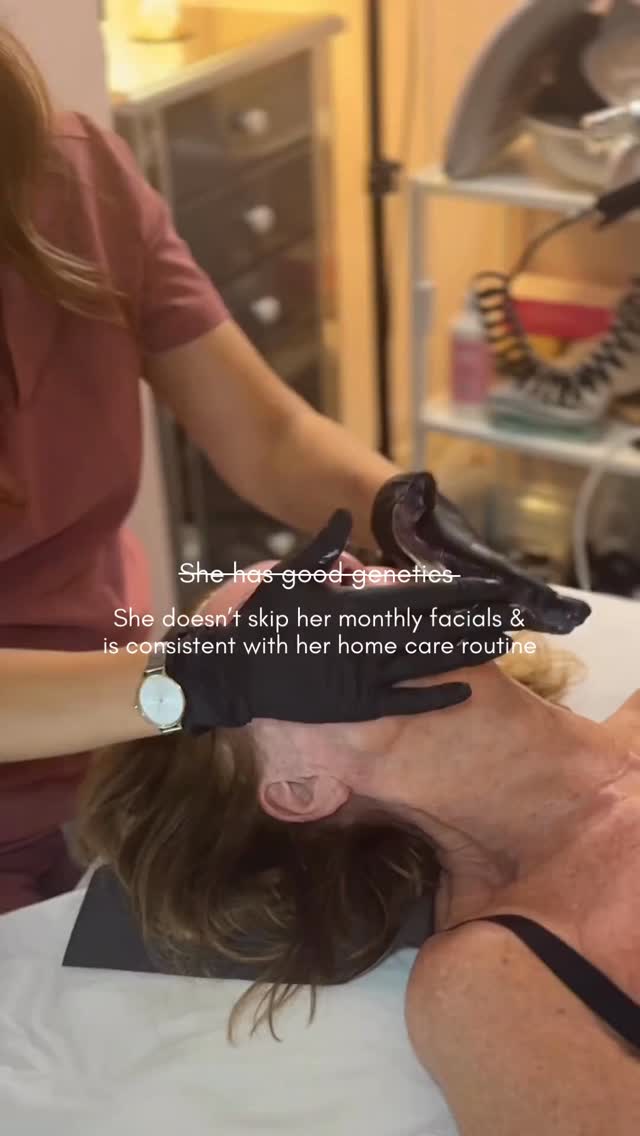 Beautiful skin is a combination of many things - and consistency is one of them 💖
Monthly facials that support the skin properly.
A home routine tailored to you.
Small, intentional habits that build over time.
The kind of glow that feels natural… because it’s nurtured. Book your appointment now via the link in our bio ✨