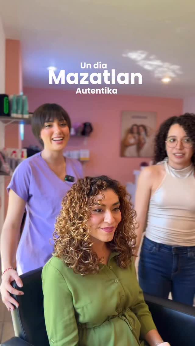 Un día muy bello de hermosos cambios en Mazatlán 🫶🏻✨#curlyhair #rizadas #cortederizos #mazatlán