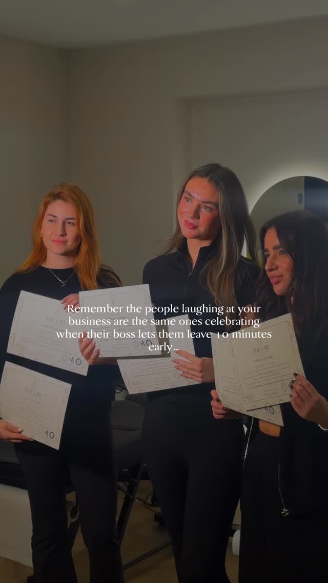 I know who I’d rather be… 👀
The one who took the risk.
The one who invested in learning something new.
The one who decided to build something of her own.
Not everyone will understand the vision at the start — and that’s okay.
But the people who keep going, keep learning and keep showing up… are the ones who eventually create the life they once imagined. ✨
If you’ve been thinking about starting in the beauty industry, this might be your sign.
📍Training in the UK & Dubai
📩 DM “TRAINING” for course dates