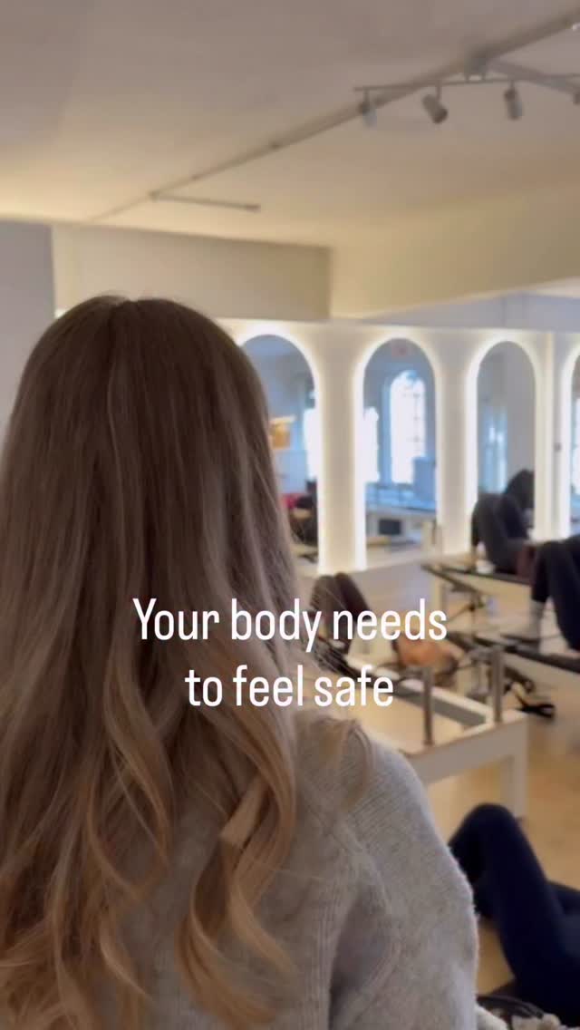 On Sunday I delivered an in-person breathwork session after the group created their vision boards.
And I want to expand on why this combination was powerful.
Because itâs one thing to collate images of what you would like to achieveâŚďż˝Itâs another thing to allow your body to feel safe enough to believe itâs possible.
After spending time allowing the ladies to expand their minds around what they truly want to achieve in life. I guided them through breathwork and meditation to regulate their nervous systems.
Starting with a full body scanâŚďż˝Imagining a bright light moving slowly from the top of their head, down through their body, allowing every part of them to soften, release tension from the areas they were holding onto stress.
Then we moved into a visualisation. đ
Stepping through a door and meeting the version of themselves who is already living whatâs on their vision board.
How she stands.�How she speaks.�How she carries herself.
Gently guiding them to answer the questions �⢠âWhat she had to let go of?â�⢠âWhat built her confidence?â�⢠âHow she now thinks differently?â�⢠âWhat she no longer tolerates?â
The feedback after the sessionâŚ
âThis made me emotional.âďż˝âWOW⌠that was powerful.âďż˝âI could really see myself there.âďż˝âThat was so relaxing.â
Because this is the power of connecting the body and the mind.
What most people donât realise is that, your body needs to feel safe before your mind will follow.
And this is exactly what I support you with inside Regulate my online membership.
A space where you can access guided breathwork and meditation whenever you need to reset, release stress and come back to yourself.
You can try it free for 7 days.
Link in my bio to join.
Breathwork. Nervous system regulation. Regulate. Mind and body connection. Future you. Calm mind. Mindset.