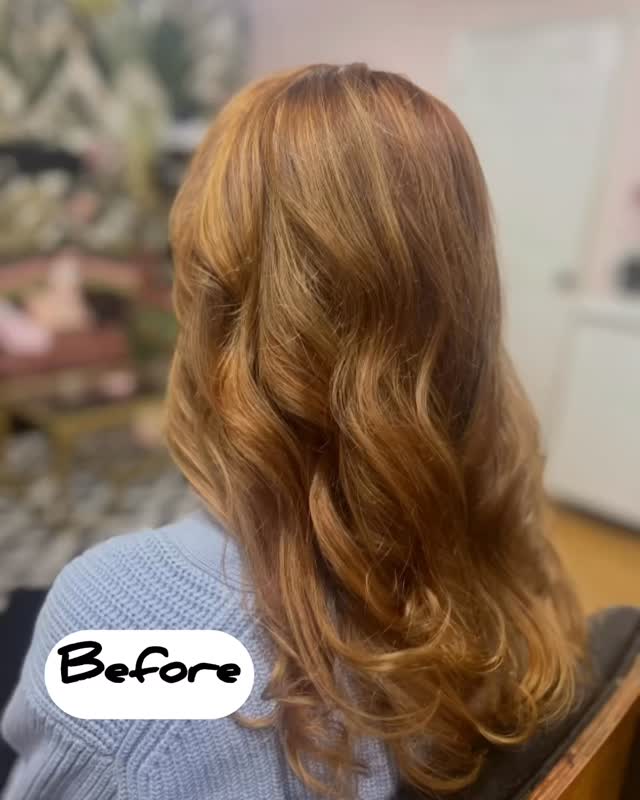 When Spring Fever hits hard 🌞
.
You need a change
.
Complete color change from red copper to blonde.
.