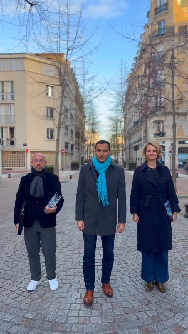 🌿 Retrouvez nos projets de végétalisation à Chaptal, Président Wilson, Maryse Hilsz, Pompidou, PVC et dans toute la ville.
Nous relèverons le défi de la densité pour faire respirer Levallois.
🚗 De nouveaux parkings pour libérer l’espace en surface
🚶♂️ Des trottoirs plus larges pour redonner de la place aux piétons
🌳 Des rues végétalisées pour plus de nature et de respiration
Plus d’espace en surface, c’est plus d’espace pour mieux vivre. 💛
#Levallois #Municipales2026 #Vegetalisation #CadreDeVie #LevalloisRespire