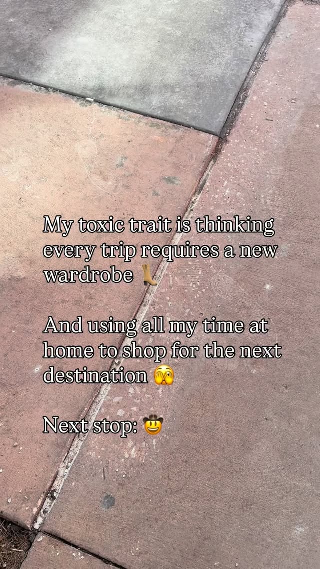 Normal people: Pack clothes from their closet.
Me: obsessively shop for several weeks to achieve the right aesthetic. Then pack. š
Tell me Iām not the only one who does this š«£