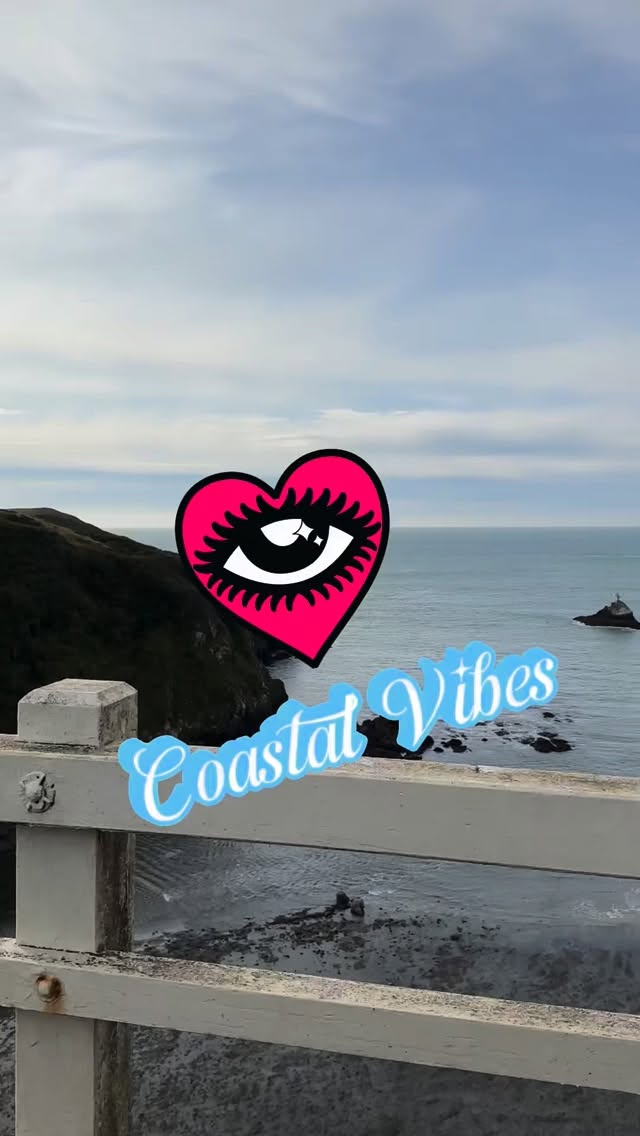 We vibin’ on the coast baby 😎
♡ 🌊 ♡
#slowfashionbrand #coastalvibes #westcoast #californiacoast #upcycleddenim
