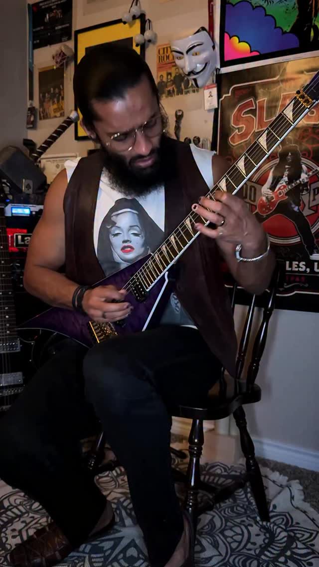 Raag Desh Drum n Bass! The fusion you didn’t know you wanted!🔌
#hyphenthazhath #drumnbass #fusionmusic