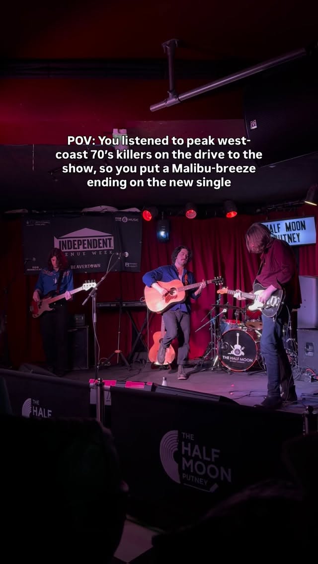 When its elaborate outro’s you require, trust Malibu 🌞
“Still” ft. @georgiavanetten is all yours x
🎸 @fredabbottmusic
🎸 @bensimonmusic
🥁 @connorburnsidedrums
📍 @halfmoonputney
#newmusic #newmusicalert #newsingle #originalsong #soulmusic