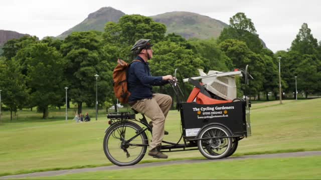 We're back in full swing for the 2026 season. Contact us now for a free consultation to create a garden maintenance plan that suits your garden. We can do as many hours as you like per week or just one hour every four weeks. Whatever you need