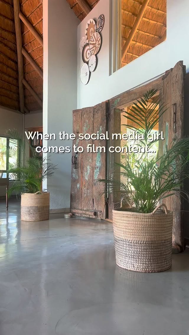 When the social media girl arrives...and suddenly everyone has somewhere very important to be.
Just kidding! Our team is the heart and soul of Siviti. From the ladies in the office who keep bookings & admin running smoothly to our maintenance teams keeping the lodge and rooms just right. The kitchen cooking up every (delicious) meal, our rangers and trackers, butlers, night porters (and yes, even the social media girl).
Every stay, every detail, every experience is shaped by them.
Who made your stay extra special when you visited? Tell us in the comments.
#safari #africansafari #wildlifeofsa #wildlifesafari #wildlifeofinstagram
krugernationalpark thornybushgamereserve luxurysafari luxurysafarilodge travelsouthafrica southafricasafari big5 conservation thisissouthafrica soulful_moments wildlife