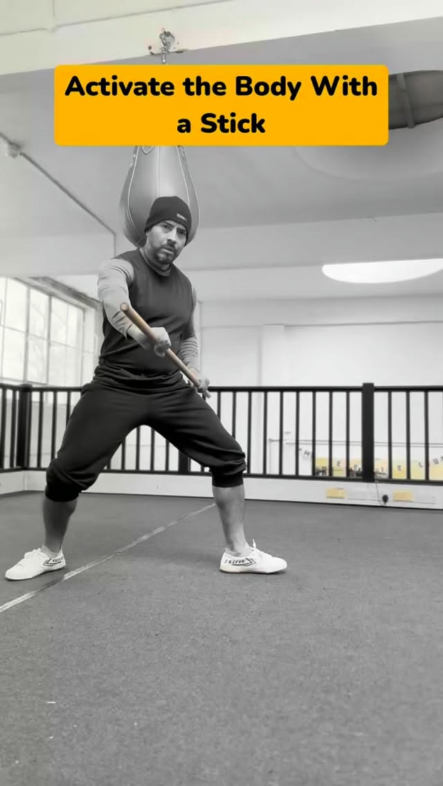 Not every drill needs to be complex.
Sometimes simple movement patterns are the most powerful.
This stick drill helps develop:
• Footwork and ground connection• Hand coordination• Hip and leg activation• Balance and structural alignment• Nervous system readiness
Stepping forward into a low position challenges the lower body stability, while placing the stick vertically improves coordination and spatial awareness.
This is not about weapon techniques.
Inside Grounded Academy, tools like the stick are used to activate the body and develop movement intelligence.
Train the body as one connected system.
Simple drills.Deep benefits.
Stay grounded.
If you want to develop strength, movement and resilience:
📩 DM “GROUND” for 1:1 coaching.
— Grounded Academy
#StickTraining #MovementPractice #FunctionalMovement #CoordinationTraining #FootworkDrills HumanMovement