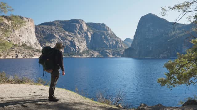 Solo camping in Yosemite #yosemite #hiking #traviscott #california #travel