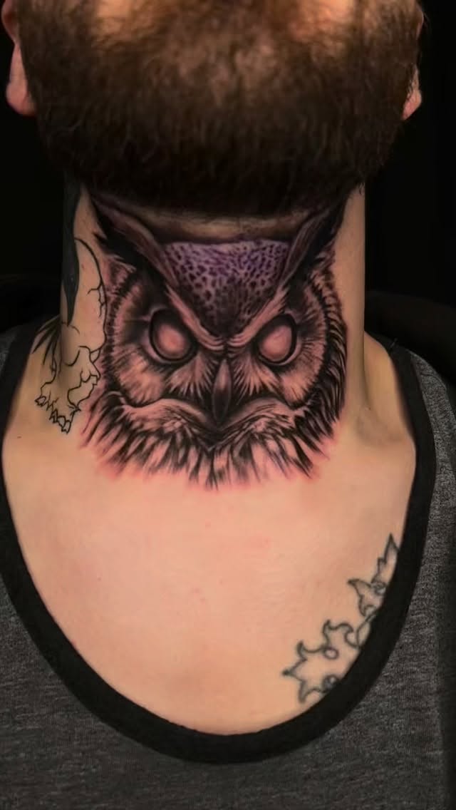 Comment your thoughts!
P.S. Don’t mind me being a little stuffy 😂
🌹 💀 🌹 💀 🌹
• 💬 DM @tattoosbydefinition 💬
• 📩 Email: tattoosbydefinition@gmail.com
•📍Location & Links in Bio 🔗
👁️ Visit www.MsDefinition.ca for more information ℹ️
🌹 💀 🌹 💀 🌹
#tattoorealism #blackandgreytattoo #owltattoo #ThoroldTattoo #NiagaraTattooArtist