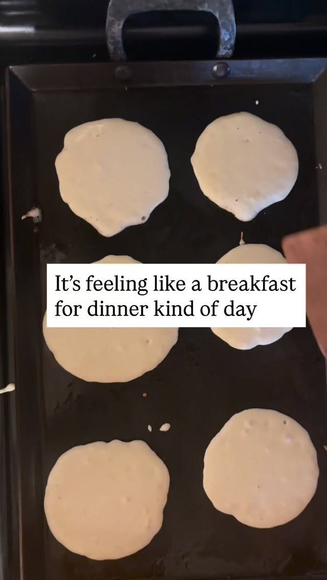 Whether it’s breakfast, lunch, or dinner our double burner carbon steel griddle has you covered. Are you a breakfast for dinner type of person?
#carbonsteel #handmade #virginia #griddle