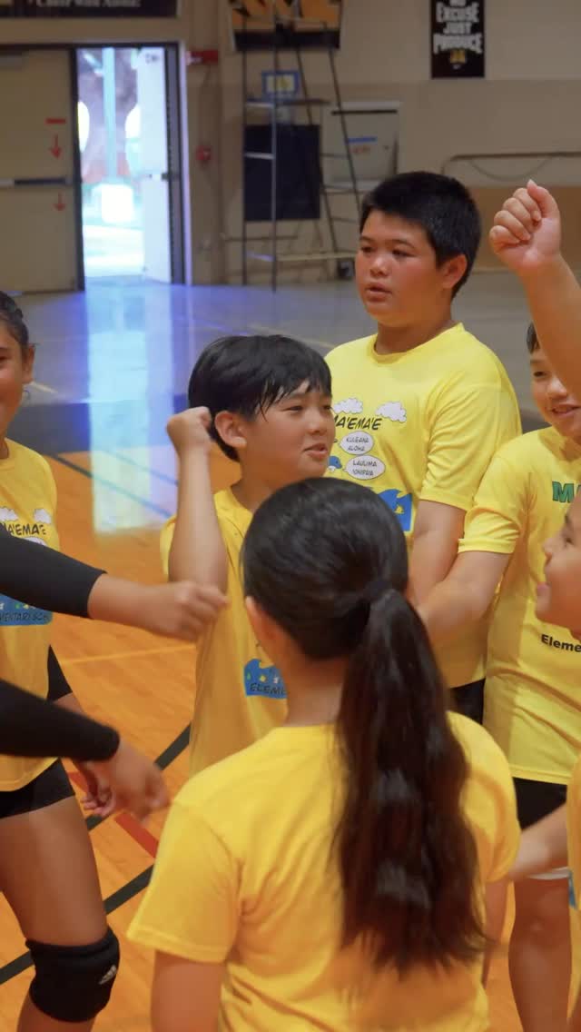 Monday was game day!🏐 5th grade volleyball team had a blast serving up some aces and great sportsmanship!