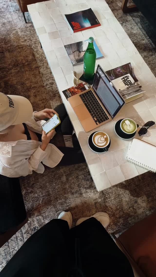 Workdays be like. @summerstudios___