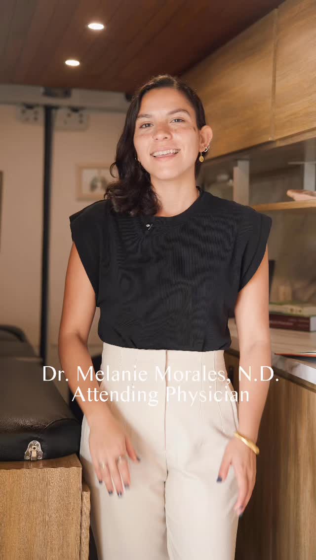 When women are truly heard, healing begins differently. 🪻
Este Mes de la Mujer recordamos algo esencial.
Durante mucho tiempo, la salud de las mujeres ha sido
simplificada…
minimizada…
o apresurada.
Muchas mujeres han aprendido a normalizar síntomas que su cuerpo lleva tiempo intentando explicar.
Women deserve to be heard. 🚐
¿Alguna vez has sentido que tus síntomas fueron minimizados?