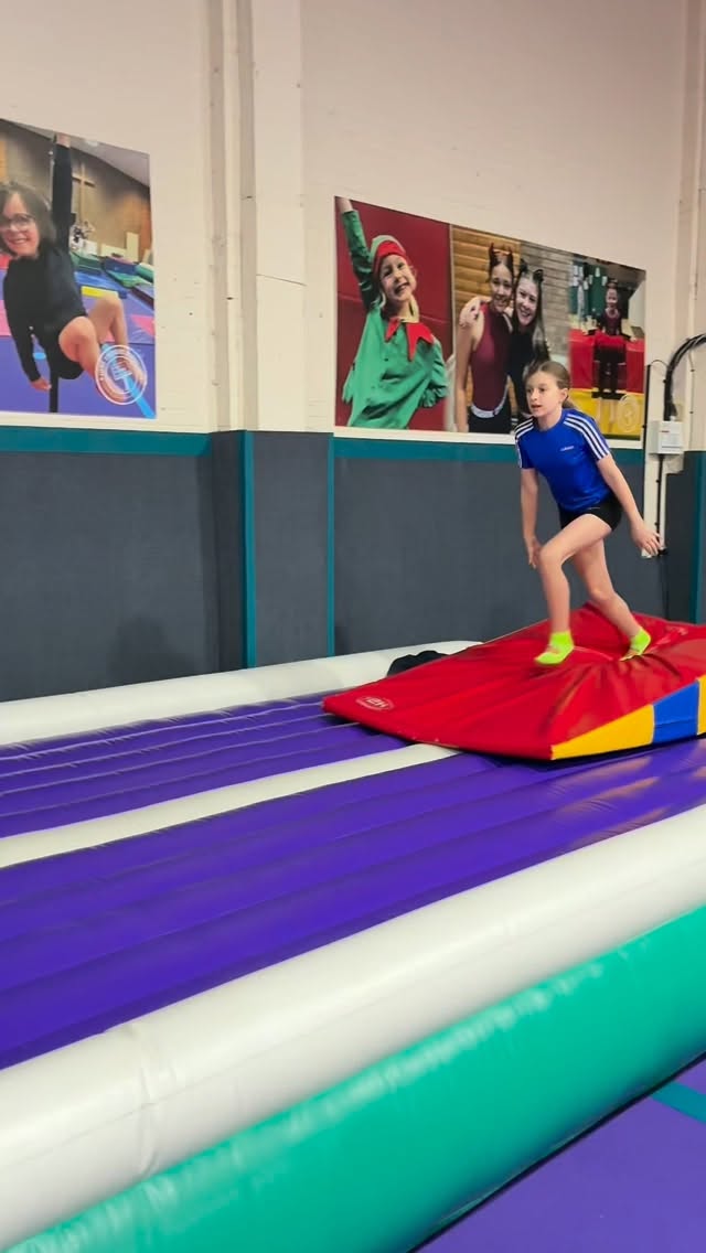 Farewell Fridays… Hello Mondays! 🤸
Our new Monday 10+ class in Melton Mowbray 🙌🏼 Everyone had a great time, and parents are very happy to have their Friday nights back too 😄
- Mondays 7.30-8.30pm
- Limited spaces available
Message us for more info ℹ️
#littlespringersgymnastics #meltonmowbray #gymnastics #leicestershire #recreationalgymnastics